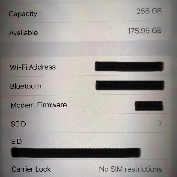 Apple iPhone 13 Pro Max - Silver - Picture 15 of 15